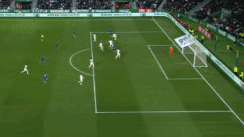 曼城斯特林梅开二度击败热刺