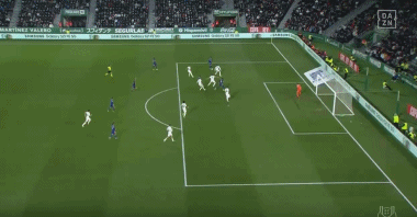 弗林蓬选交手过的最佳五人队：亚马尔、贝林、穆西亚拉在列